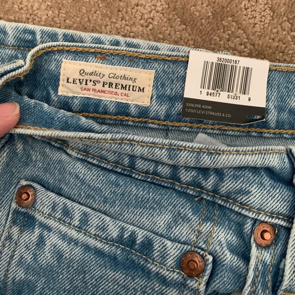 NWT Levi’s Premium 501 Jeans - Picture 4 of 5